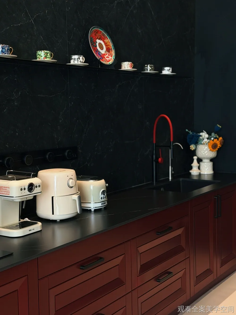 大同一楼带院户型完工实拍分享 观泰全案美学空间防潮工艺搭配庭院规划 大同一楼带院户型完工实拍分享 观泰全案美学空间防潮工艺搭配庭院规划
