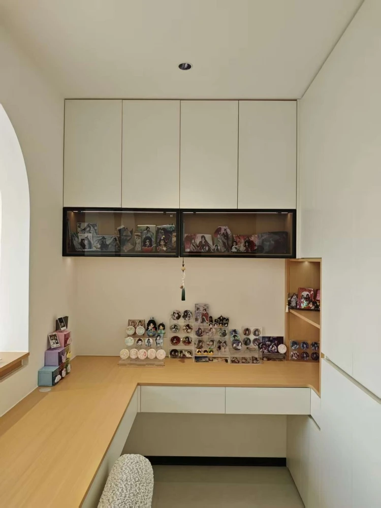 轻奢卧室装修案例图