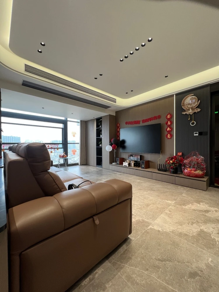 博学名苑小区130㎡户型改造与现代简约风格落地效果