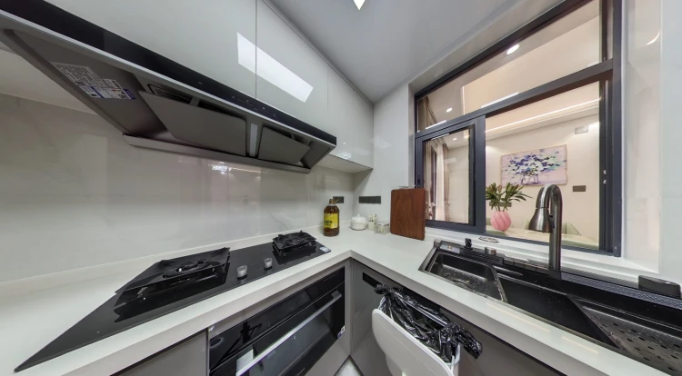 东莞保利林语花园别墅楼梯间局促的优化设计案例