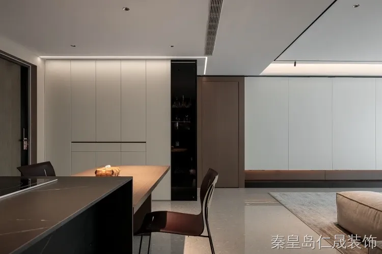 客厅装修案例图