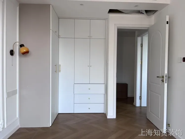 客厅装修案例图