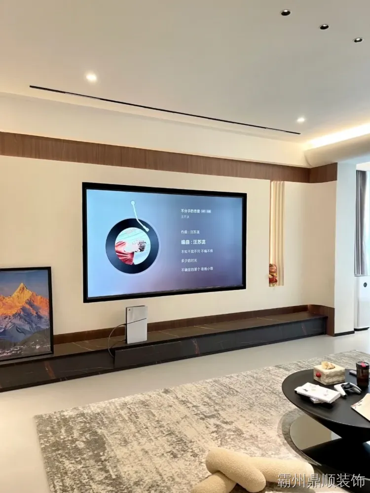 极简装修案例图