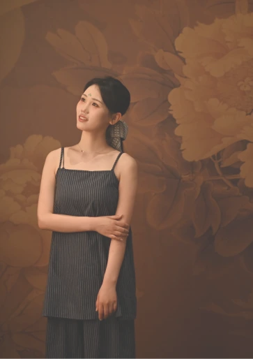 罗莉