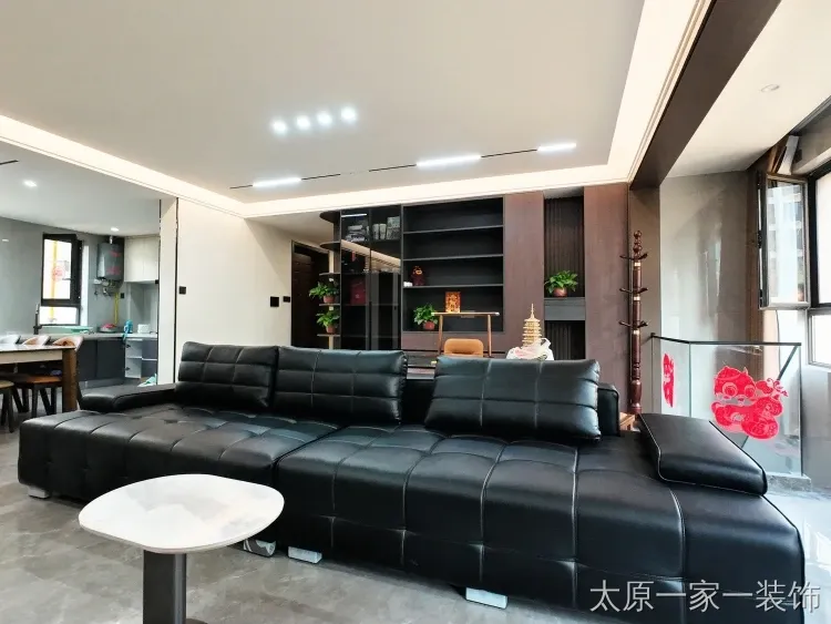 原木风装修案例图