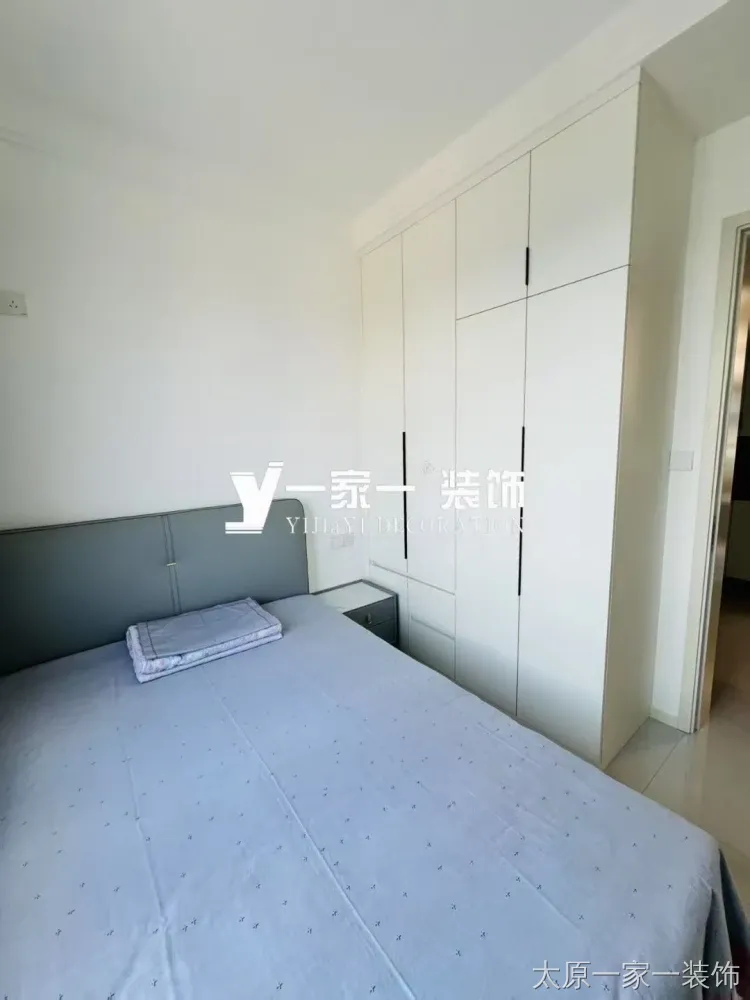 现代简约装修案例图