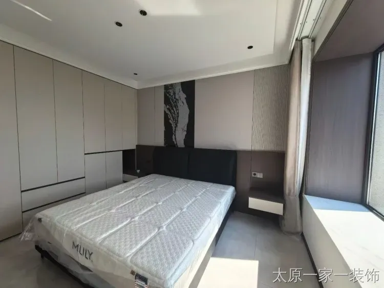 玄关装修案例图