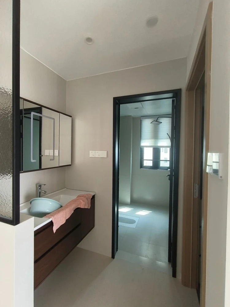 客厅装修案例图