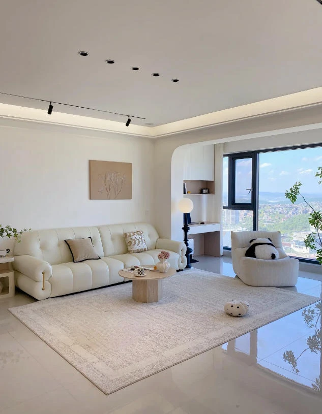 现代简约客厅装修案例图