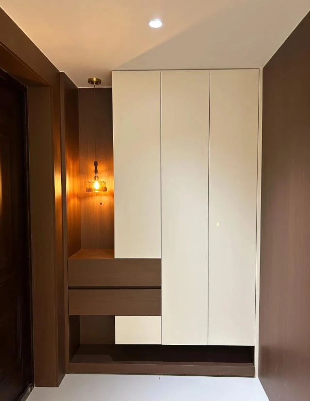 玄关装修案例图