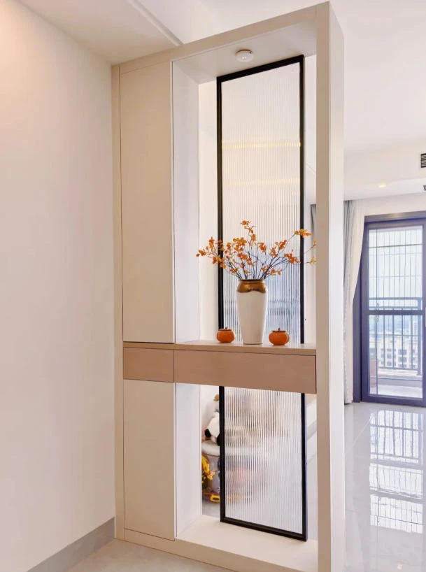 玄关装修案例图