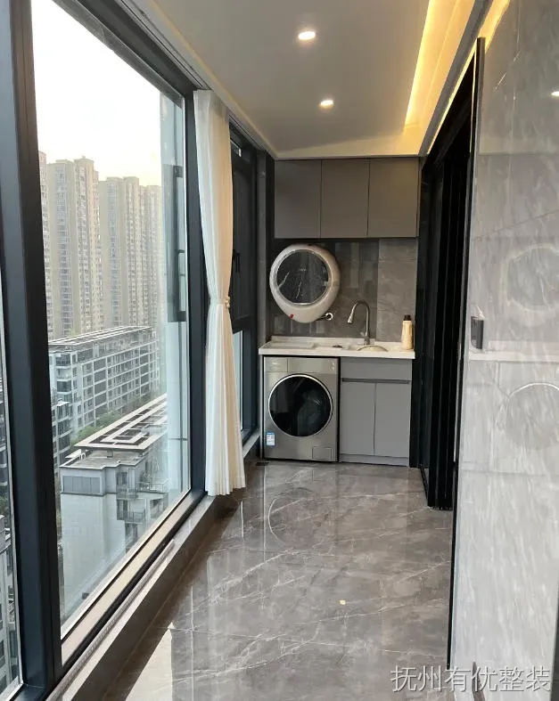 阳台装修案例图