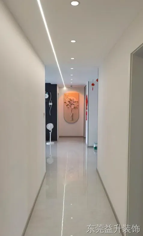 走廊装修案例图