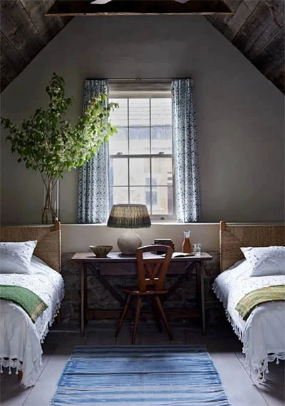 家里有个小房间不知道怎么装修32 副本.jpg