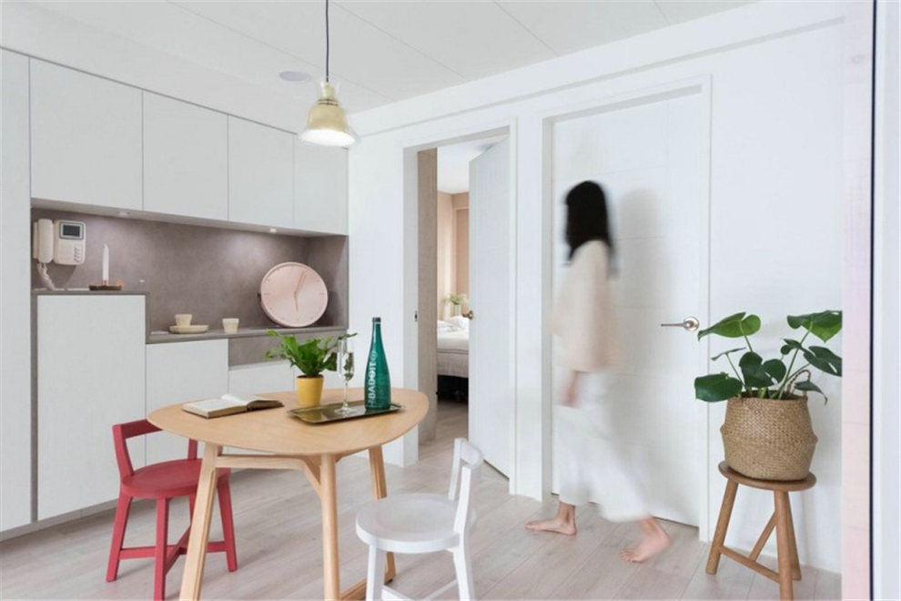 【厨房装修】北欧装修方案：北欧风两房住宅，一字型厨房设计太实用！
