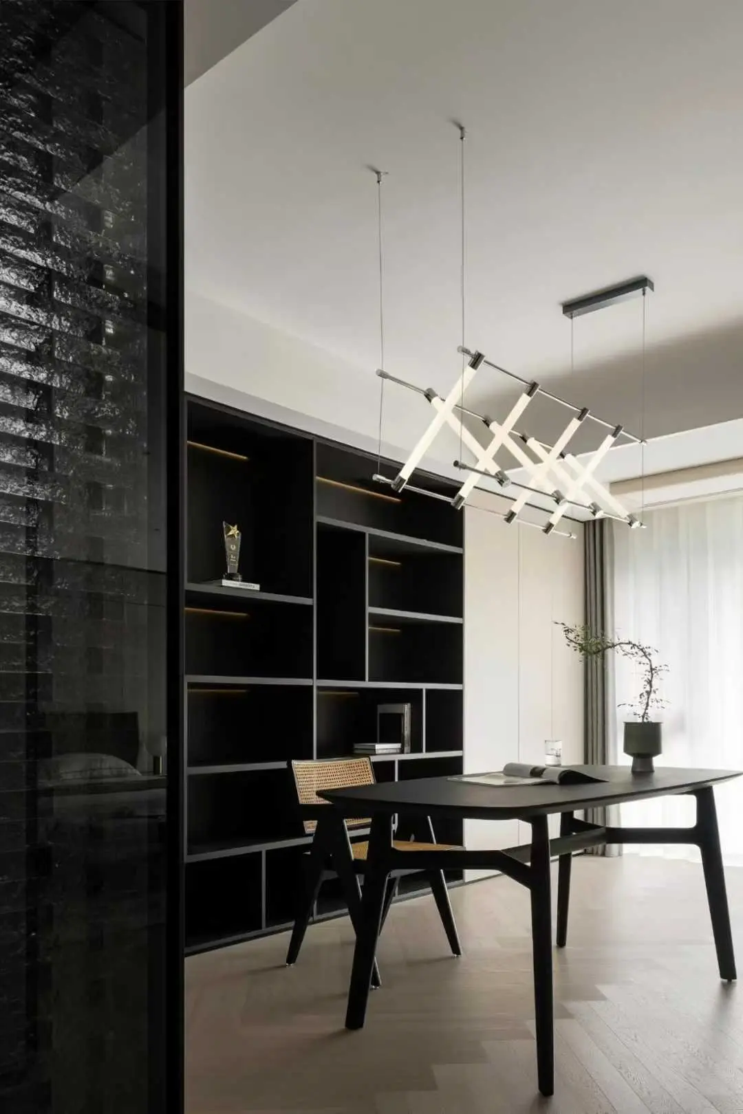 极简装修案例图