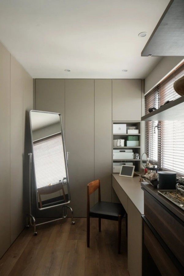 玄关装修案例图