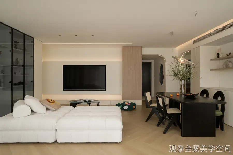 奶油风装修案例图