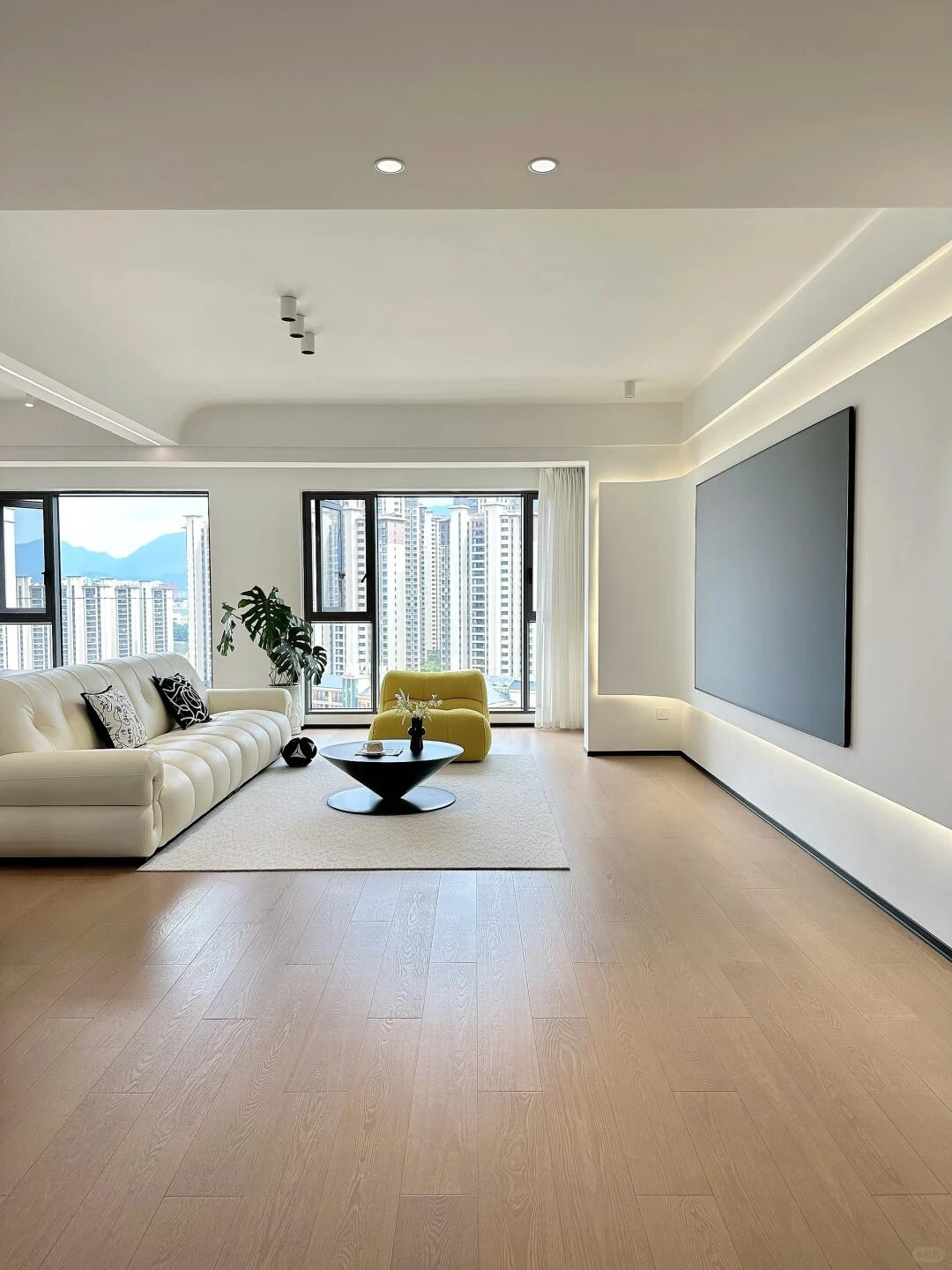 极简装修案例图