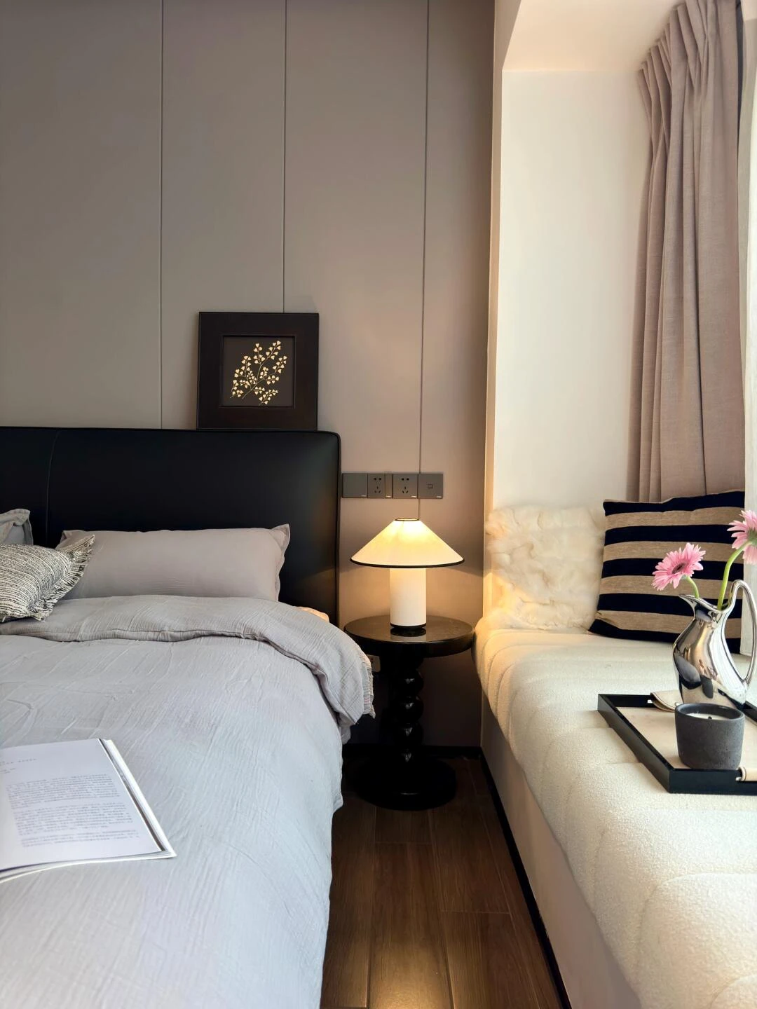 卧室装修案例图