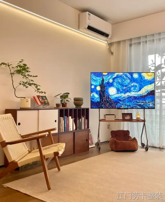 客厅装修案例图